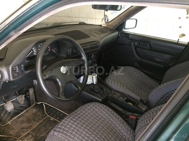 BMW 520 1992, 256,000 km - 2.0 l - Bakı