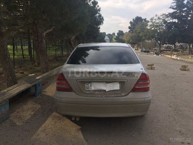 Mercedes C 200 2000, 323,333 km - 2.0 l - Bakı