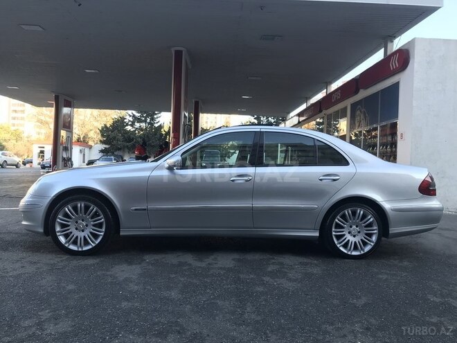 Mercedes E 220 2007, 208,000 km - 2.2 l - Bakı