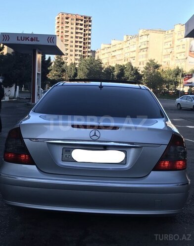Mercedes E 220 2007, 208,000 km - 2.2 l - Bakı