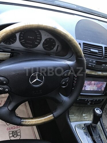 Mercedes E 220 2007, 208,000 km - 2.2 l - Bakı