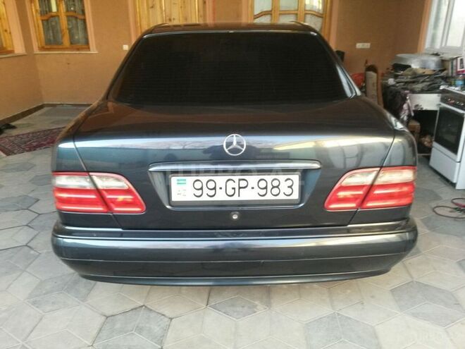 Mercedes E 200 2000, 240,000 km - 2.0 l - Gəncə