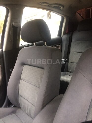 Volkswagen Passat 2004, 150,000 km - 0.3 л - Bakı