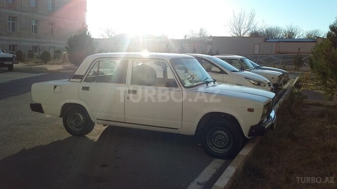 LADA (VAZ) 2107 2005, 85,000 km - 0.1 l - Naxçıvan