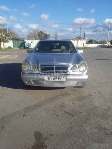 Mercedes E 240 1997, 365,000 km - 2.4 л - Bakı