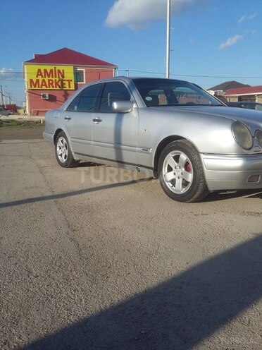 Mercedes E 240 1997, 365,000 km - 2.4 л - Bakı