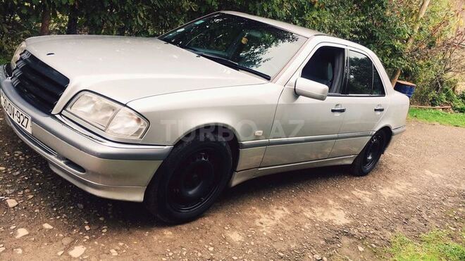 Mercedes C 240 1998, 263,000 km - 2.4 l - Bakı