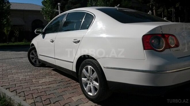Volkswagen Passat 2006, 198,741 km - 2.0 l - Bakı