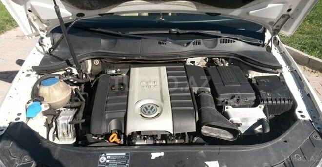 Volkswagen Passat 2006, 198,741 km - 2.0 l - Bakı