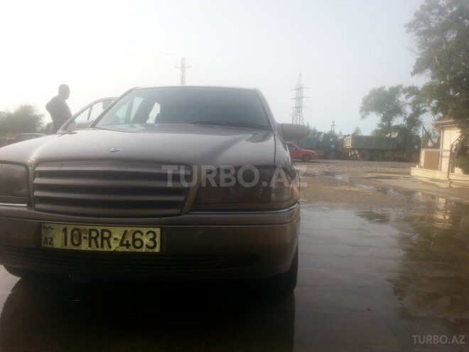 Mercedes C 180 1995, 398,000 km - 1.8 л - Salyan