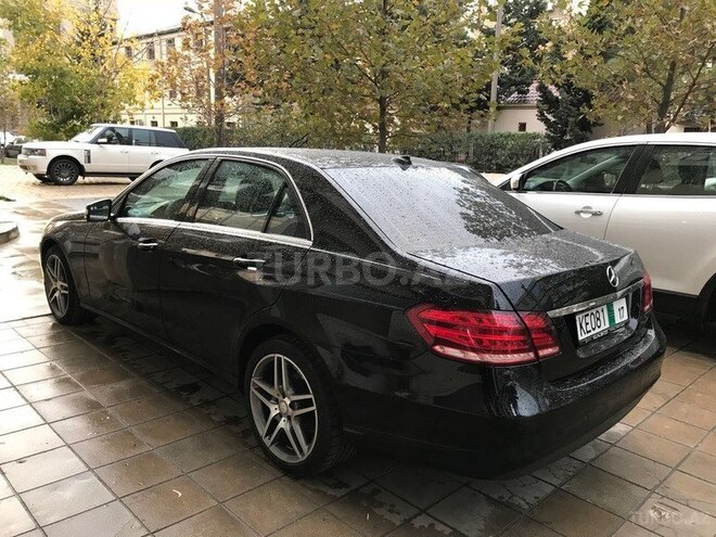 Mercedes E 220 2014, 93,200 km - 2.2 л - Bakı