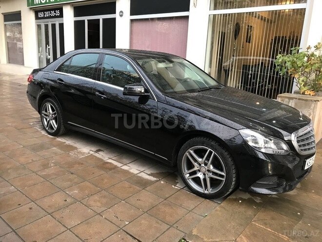 Mercedes E 220 2014, 93,200 km - 2.2 л - Bakı