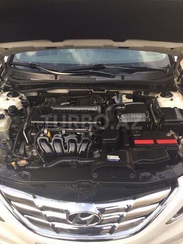 Hyundai Sonata 2010, 176,000 km - 2.4 л - Gəncə