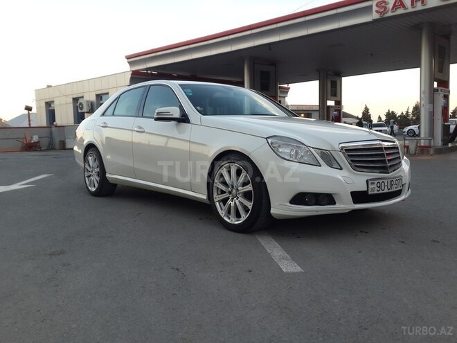 Mercedes E 220 2010, 236,000 km - 2.2 l - Bakı
