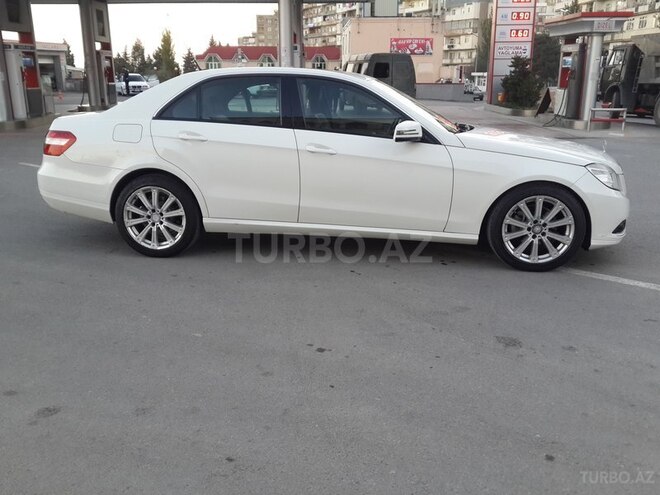 Mercedes E 220 2010, 236,000 km - 2.2 l - Bakı