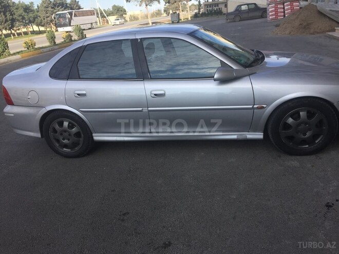 Opel Vectra 1999, 273,221 km - 2.0 l - Bakı