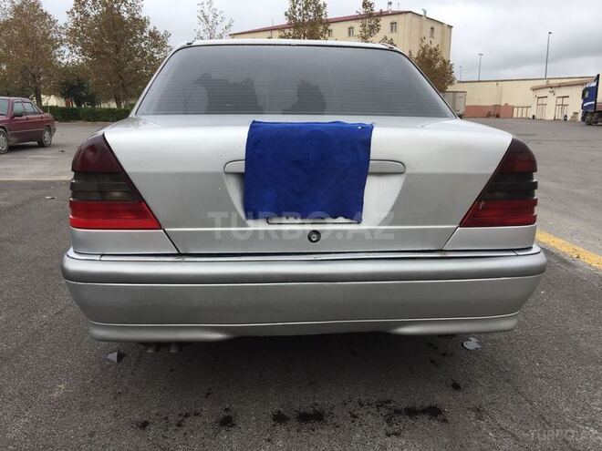Mercedes C 230 1998, 223,670 km - 2.3 l - Bakı