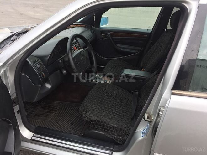 Mercedes C 230 1998, 223,670 km - 2.3 l - Bakı