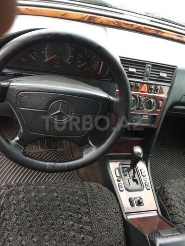 Mercedes C 230 1998, 223,670 km - 2.3 l - Bakı