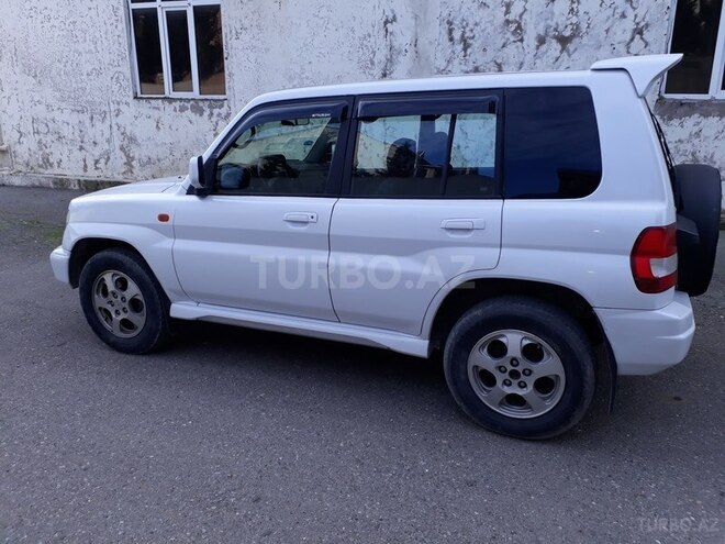 Mitsubishi Pajero io 1999, 290,000 km - 2.0 l - Bakı