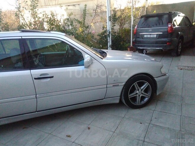 Mercedes C 220 1999, 337,000 km - 2.2 л - Bakı