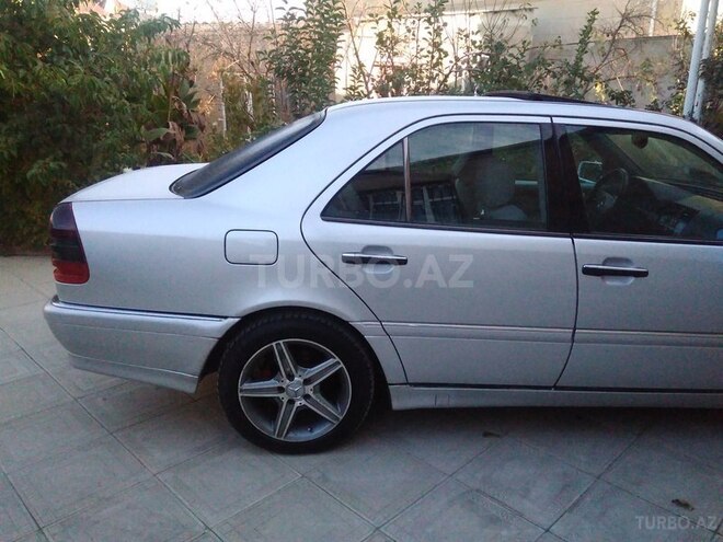 Mercedes C 220 1999, 337,000 km - 2.2 л - Bakı