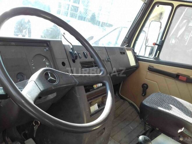 Mercedes 609 D 1988, 382,327 km - 2.5 l - Bakı