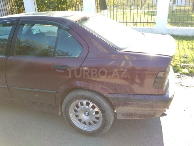 BMW 320 1994, 320,000 km - 2.0 l - Şirvan