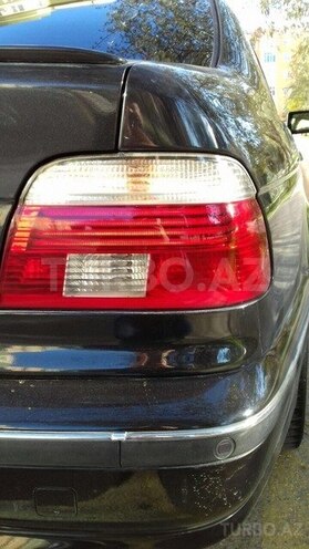 BMW 535 2000, 261,000 km - 3.5 l - Bakı