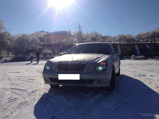 Mercedes E 270 2002, 308,000 km - 2.7 l - Bakı