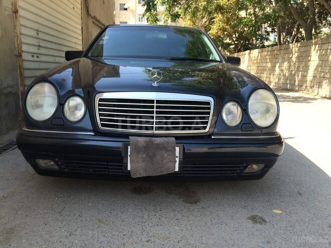 Mercedes E 320 1999, 337,000 km - 3.2 l - Bakı