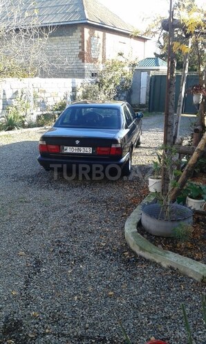 BMW 520 1993, 223,000 km - 2.0 l - Lənkəran