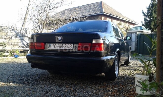 BMW 520 1993, 223,000 km - 2.0 l - Lənkəran