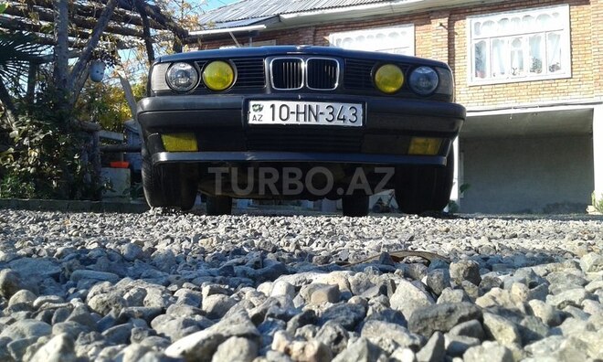 BMW 520 1993, 223,000 km - 2.0 l - Lənkəran