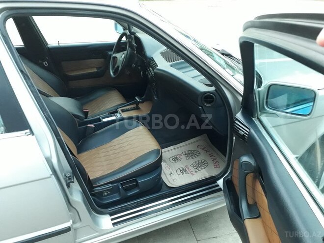 BMW 520 1990, 326,000 km - 2.0 l - Bakı