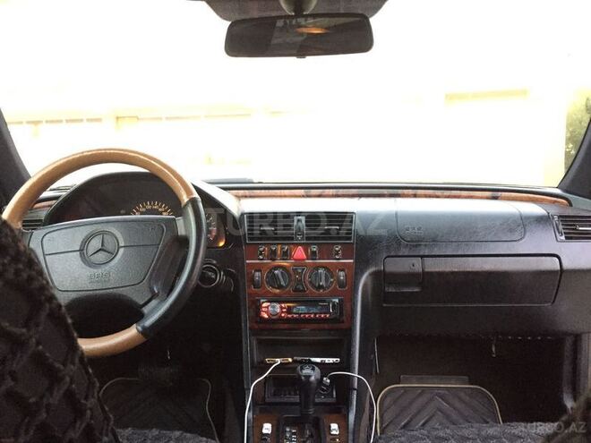 Mercedes C 280 2000, 238,000 km - 2.8 l - Sumqayıt