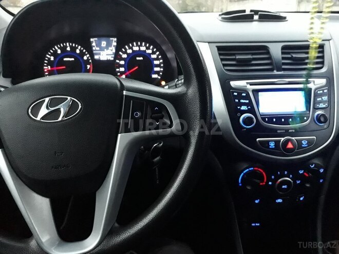 Hyundai Accent 2011, 95,000 km - 1.6 l - Yevlax