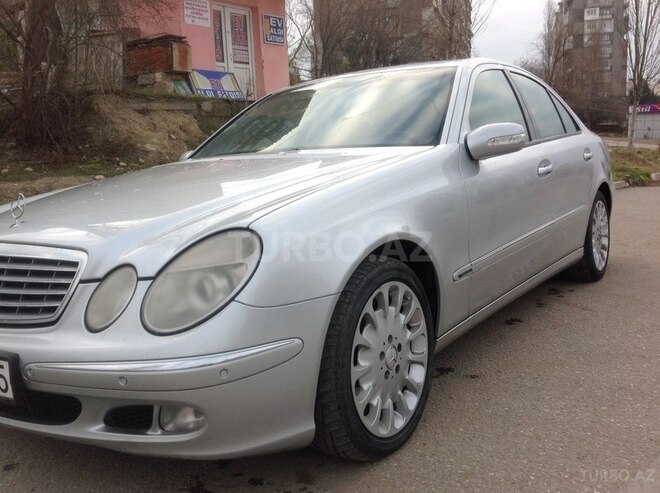 Mercedes E 320 2002, 265,000 km - 3.2 l - Bakı