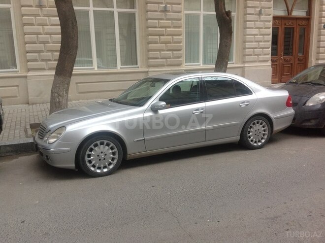 Mercedes E 320 2002, 265,000 km - 3.2 l - Bakı