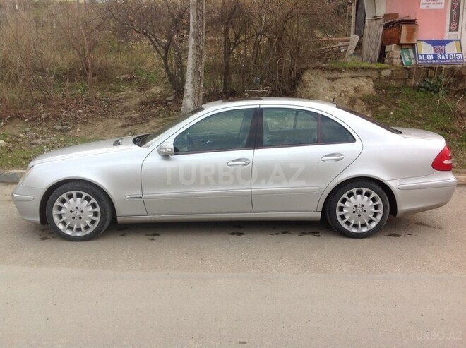 Mercedes E 320 2002, 265,000 km - 3.2 l - Bakı