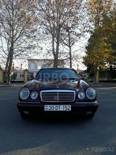 Mercedes E 240 1997, 230,000 km - 2.6 l - Mingəçevir