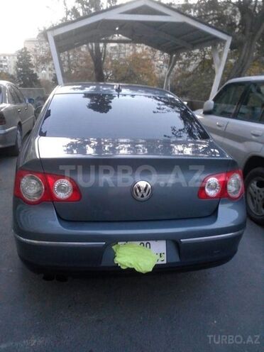 Volkswagen Passat 2005, 150,000 km - 2.0 л - Bakı