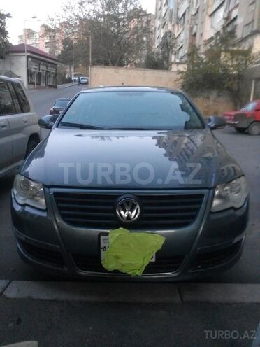Volkswagen Passat 2005, 150,000 km - 2.0 л - Bakı