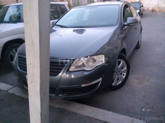 Volkswagen Passat 2005, 150,000 km - 2.0 л - Bakı