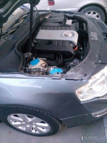 Volkswagen Passat 2005, 150,000 km - 2.0 л - Bakı