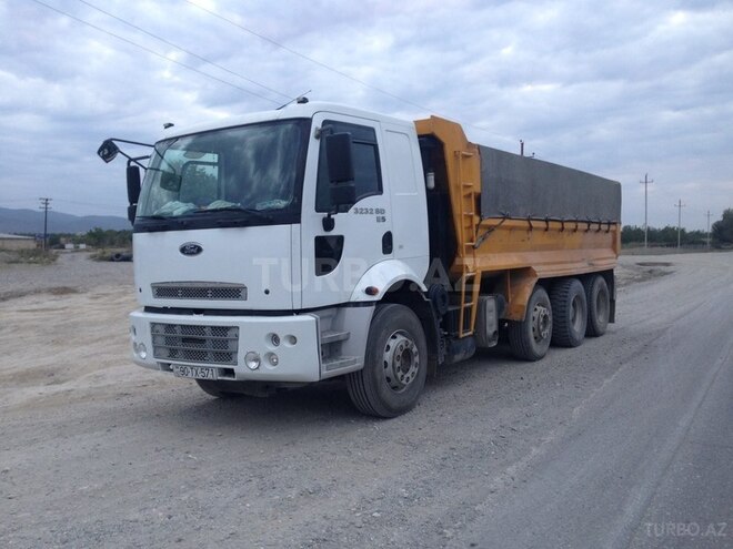 Ford Cargo 2011, 68,000 km - 9.0 l - Bakı