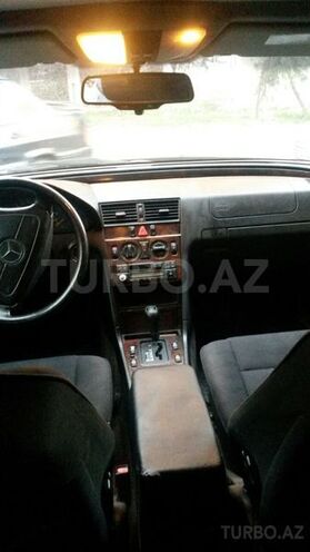 Mercedes C 220 1996, 258,000 km - 2.2 л - Bakı
