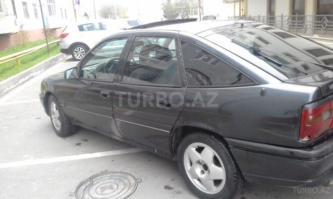 Opel Vectra 1995, 414,000 km - 2.0 l - Sumqayıt