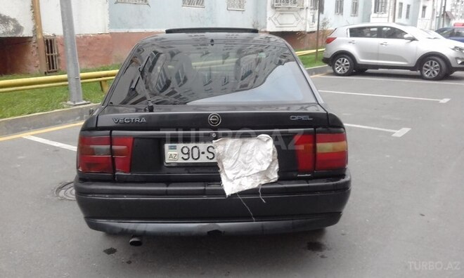 Opel Vectra 1995, 414,000 km - 2.0 l - Sumqayıt