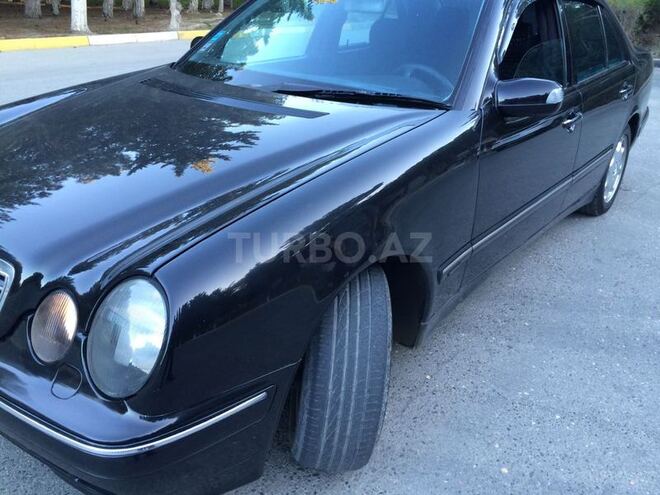 Mercedes E 240 2000, 220,000 km - 2.6 l - Sumqayıt